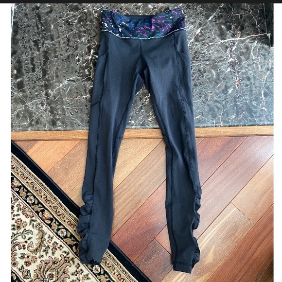 lululemon athletica Pants - EUC Lululemon Leggings Speed Up Tight 28"